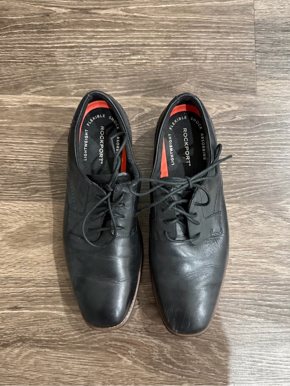 Rockport Black Leather Lace-Up Oxfords with Red Accent Size 7